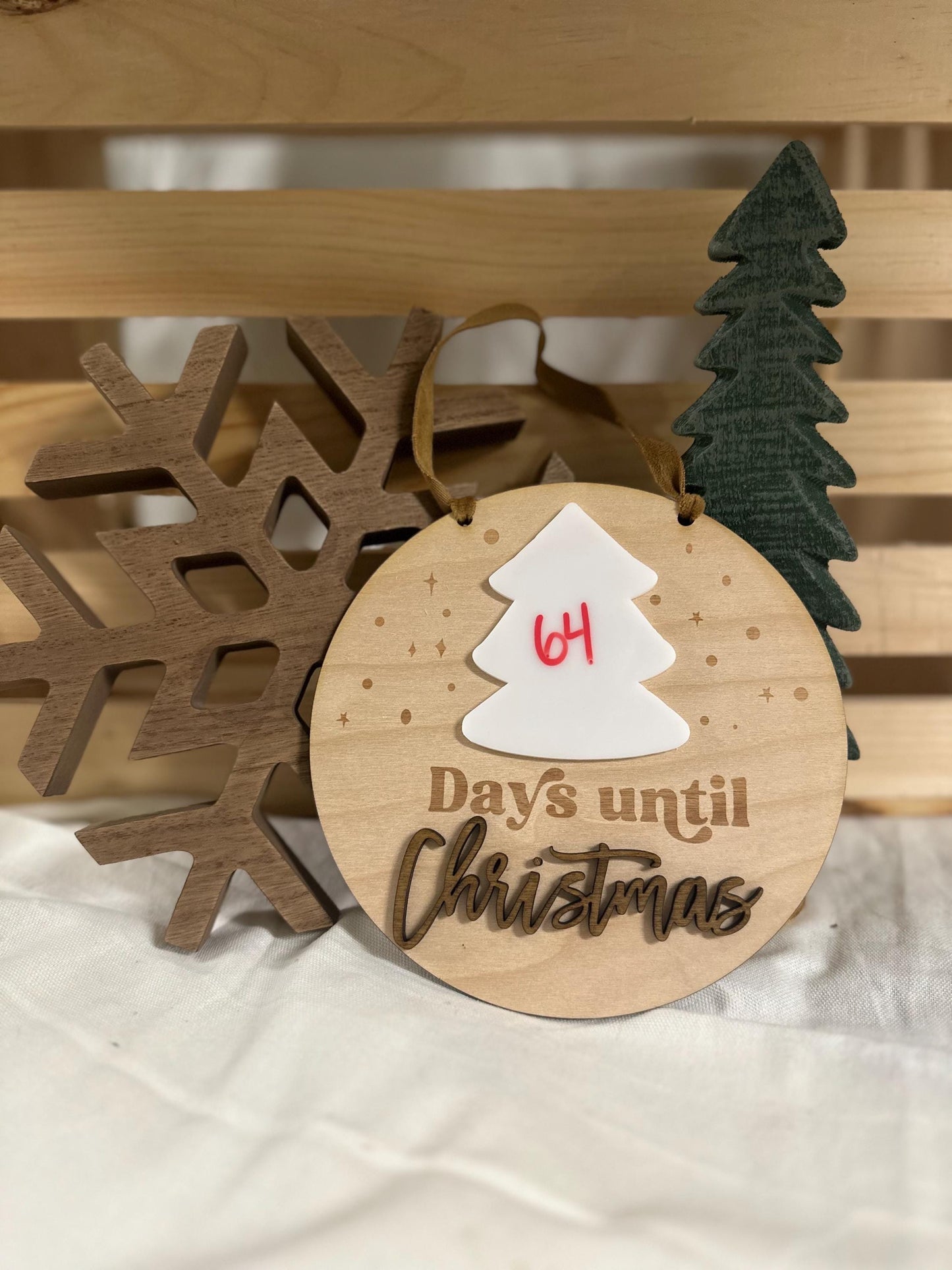 Wooden Christmas Countdown Sign: Reusable Holiday Tradition