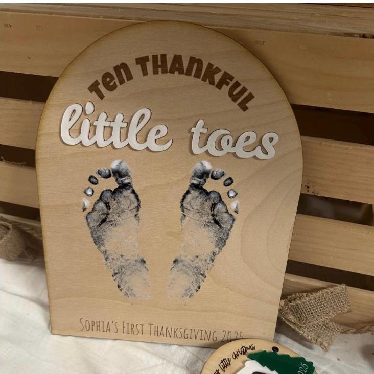 Ten Thankful Little Toes – Personalized Baby’s First Thanksgiving Keepsake