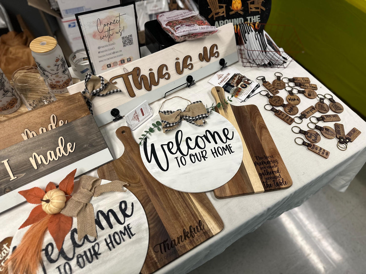 Personalized Grandkids Photo Display: Wooden Brag Board with Clips