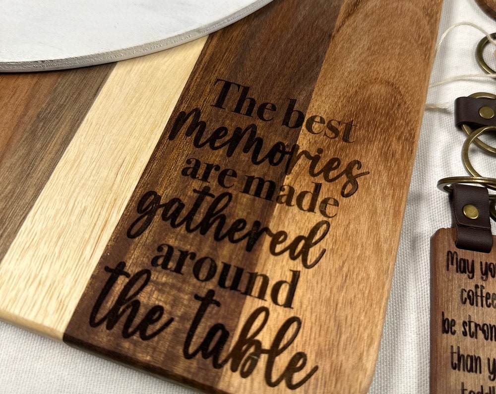 Custom Engraved Acacia Wood Cutting Board: Handwritten Recipe Keepsake